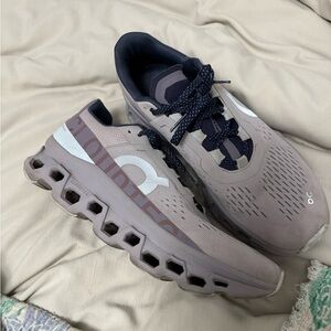 ON Women's Athletic Shoes in Purple and White